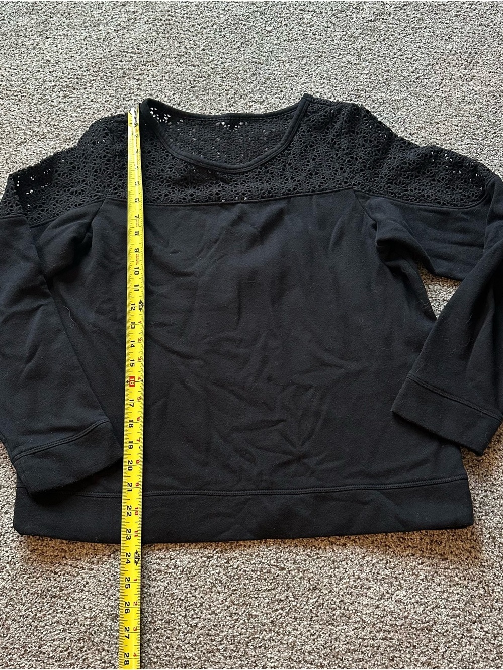 EXPRESS L Black Crochet Top & Shoulder Design Sweatshirt R $64 - Picture 13 of 13